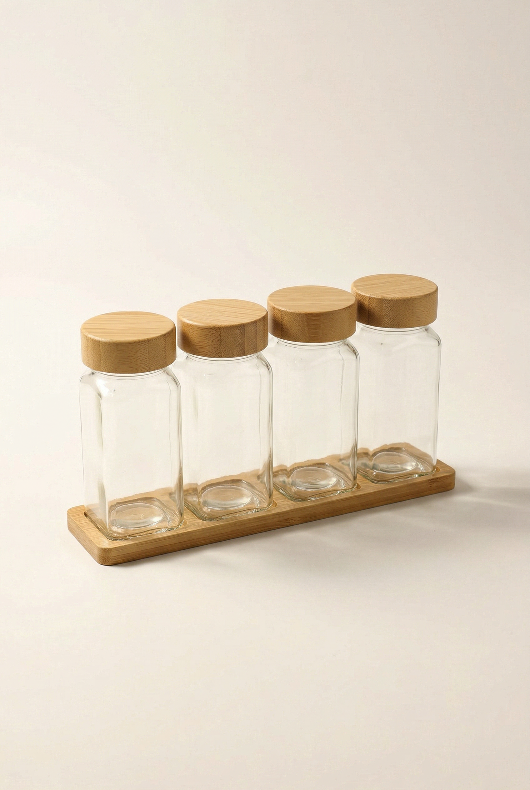 Bambu Standlı 4'lü Cam Baharatlık Seti