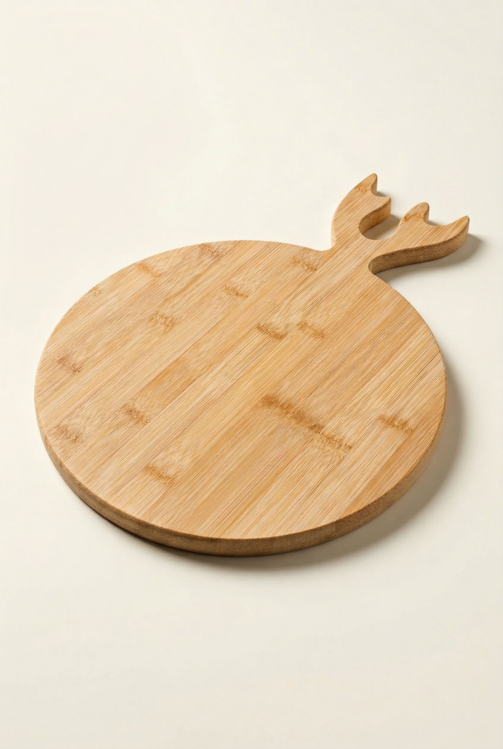 Geyik Dekorlu Bambu Kesim Panosu - (38x28cm)