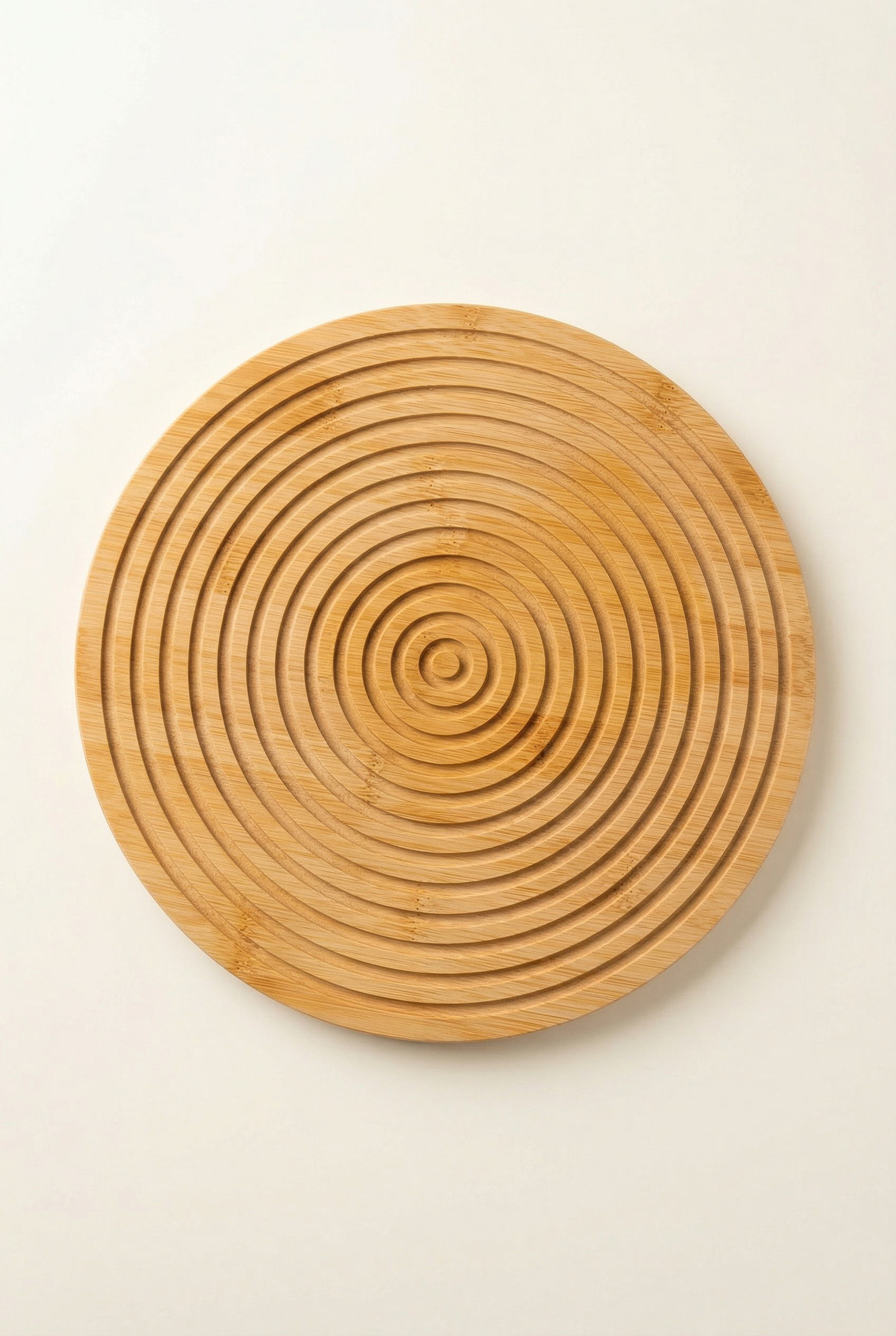 28 cm Yuvarlak Bambu Sunum Tahtası – Oluklu Tasarım