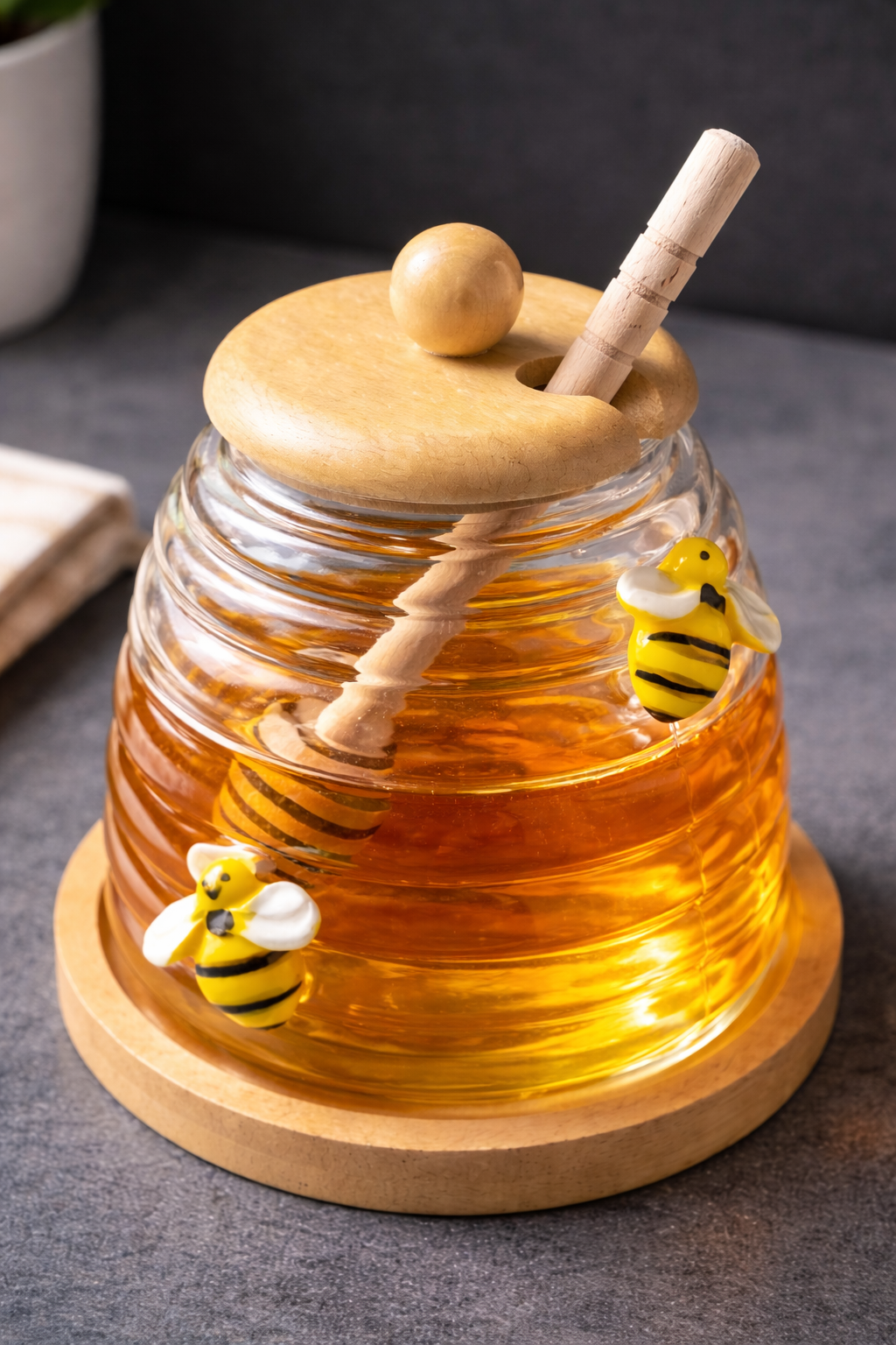 Bambu Kapaklı Arılı Cam Bal Kavanozu (480 Ml)