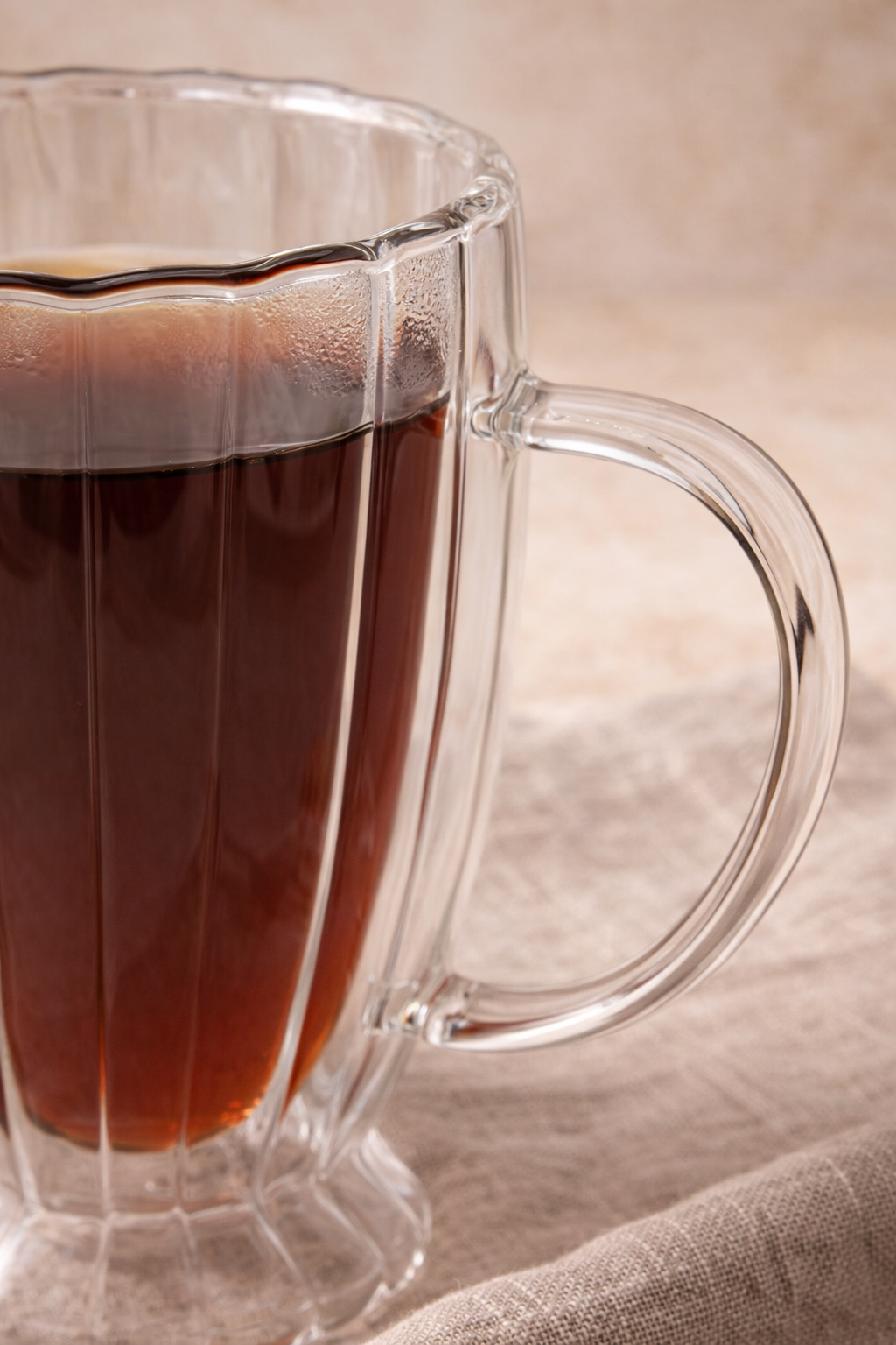 350 Ml Çift Cidarlı Rölyefli Kupa Bardak