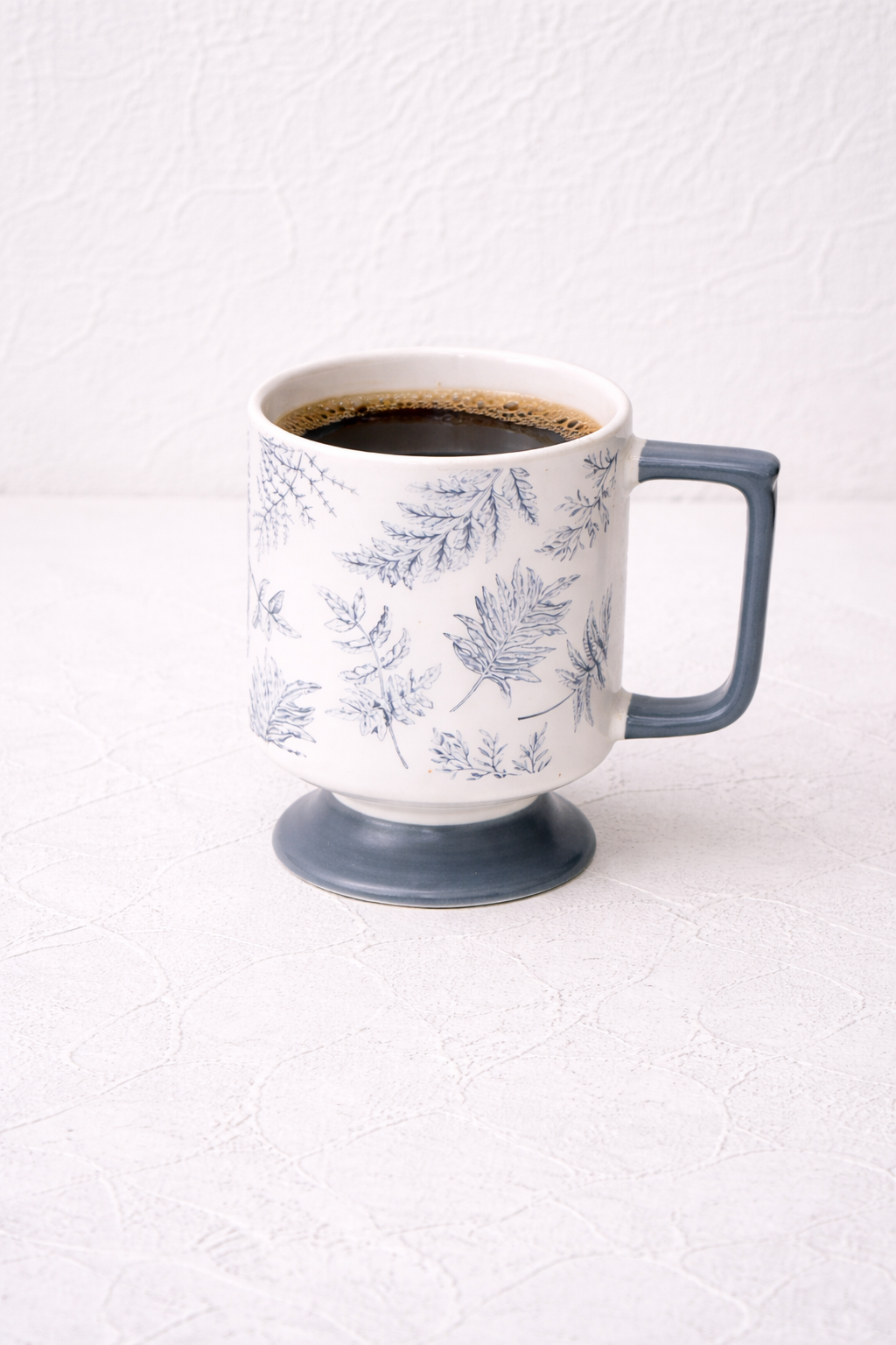 Zarif Yaprak Desenli Kupa 300 ML - Antrasit