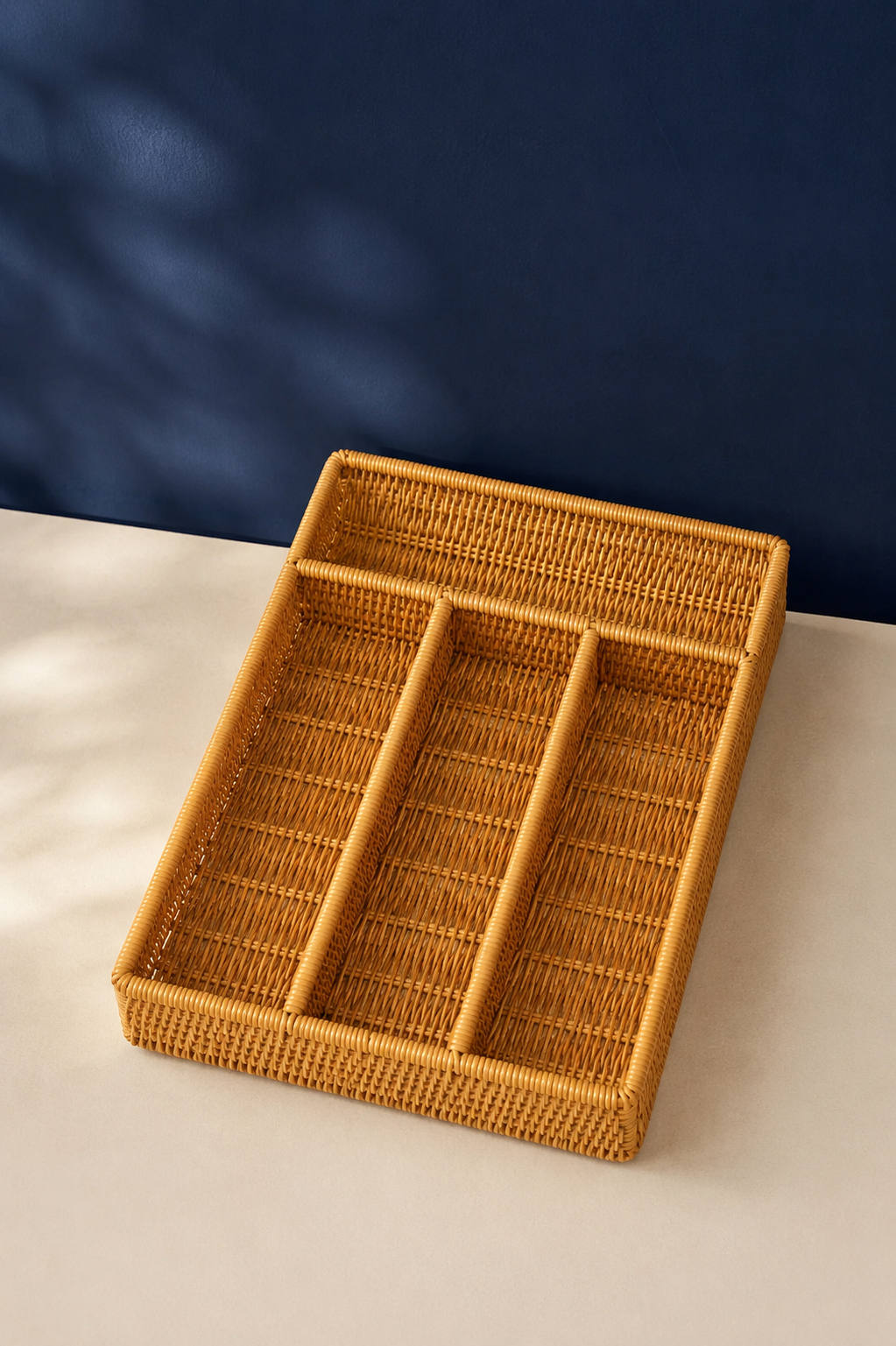 4 Bölmeli Rattan Kaşıklık - Açık Renk
