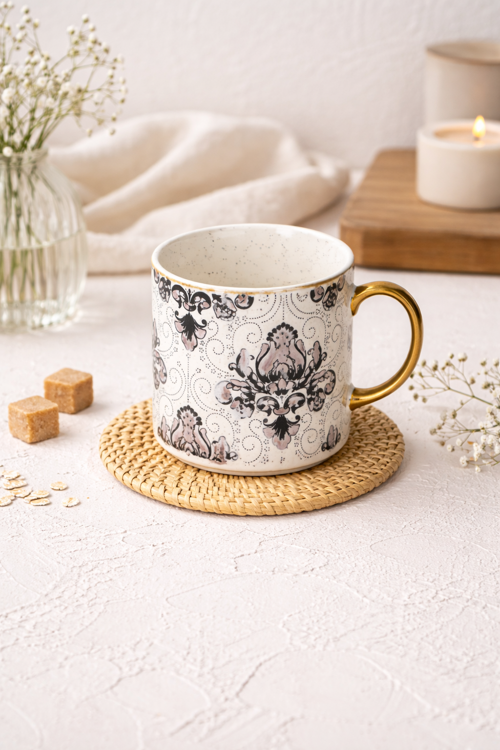 Yaldızlı Kabartma Desenli Porselen Kupa - Soft Pembe - 335 ML